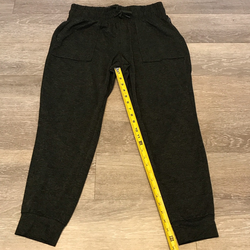 Mondetta Dark Green Women's Jogger Pants